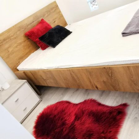 Kalvaria Vendeghaz, Kozvetlenul A Varfal Mellett. Pětikostelí Exteriér fotografie